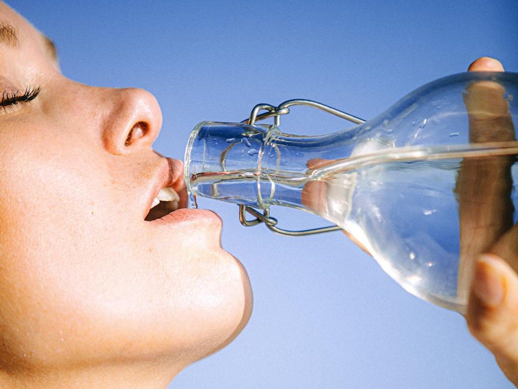How Much Water to Drink When Exercising? The Complete Hydration Guide for Every Workout